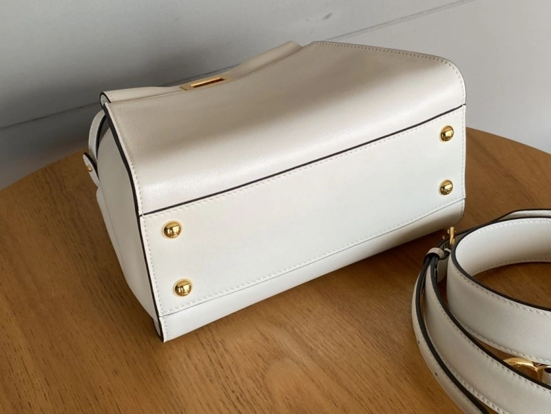 Fendi Top Handle Bags 4222C-0340