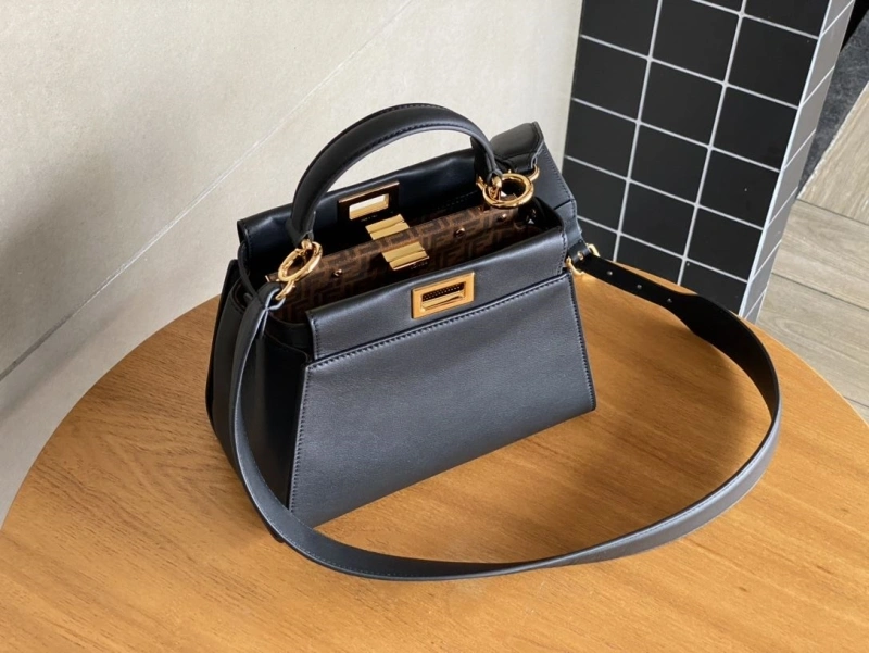 Fendi Top Handle Bags 4222C-0341