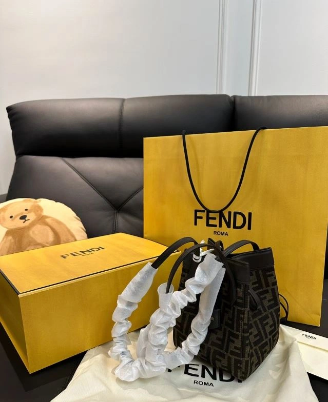 Fendi Bucket Bags 4222C-0372