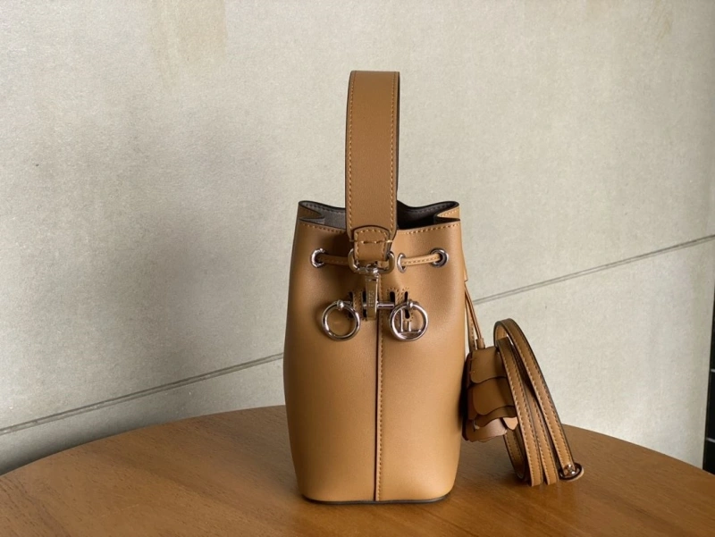 Fendi Bucket Bags 4222C-0383