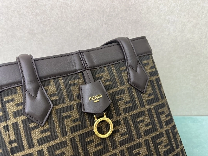 Fendi Shopping Bags 4222C-0395