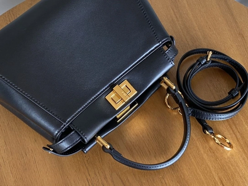 Fendi Top Handle Bags 4222C-0414