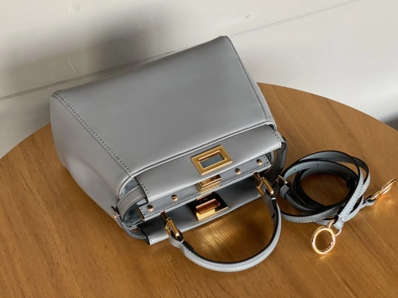 Fendi Top Handle Bags 4222C-0415