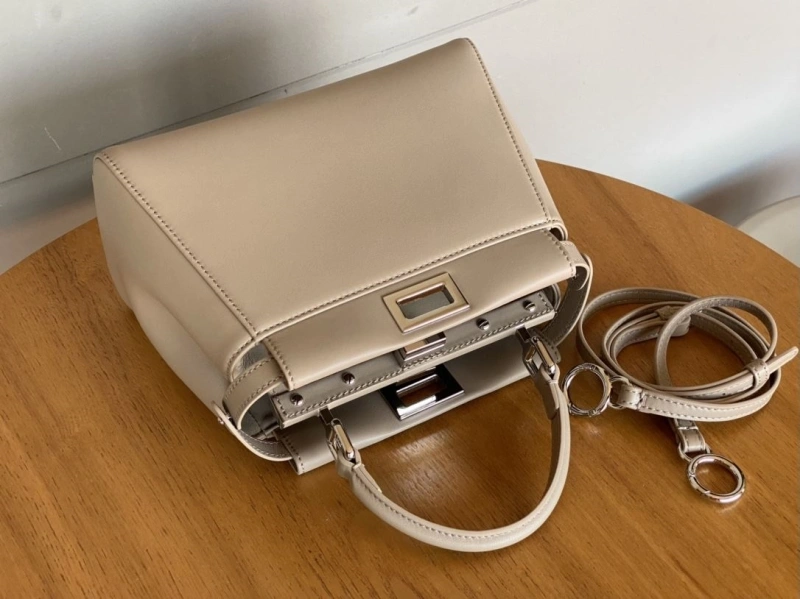 Fendi Top Handle Bags 4222C-0416