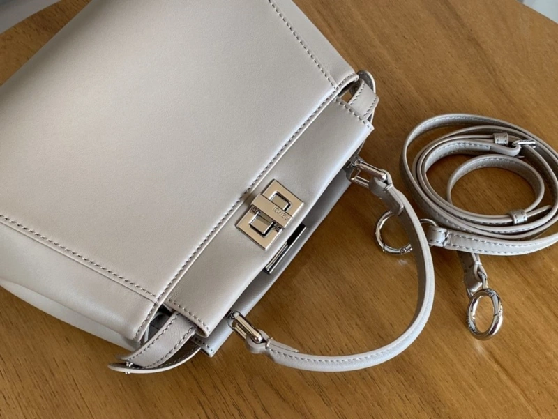 Fendi Top Handle Bags 4222C-0416