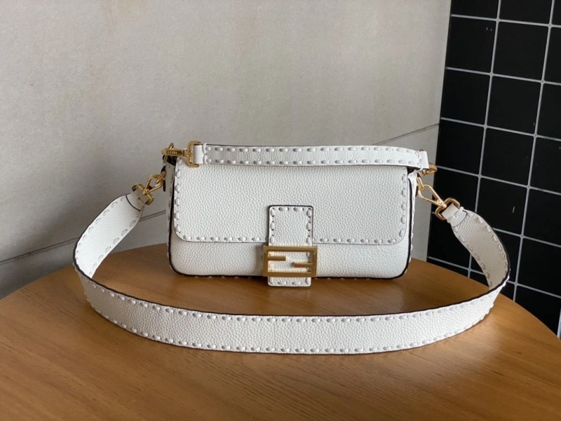 Fendi Baguette Bags 4222C-0440