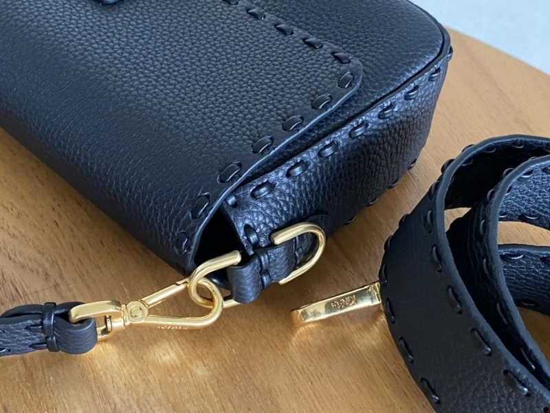 Fendi Baguette Bags 4222C-0441