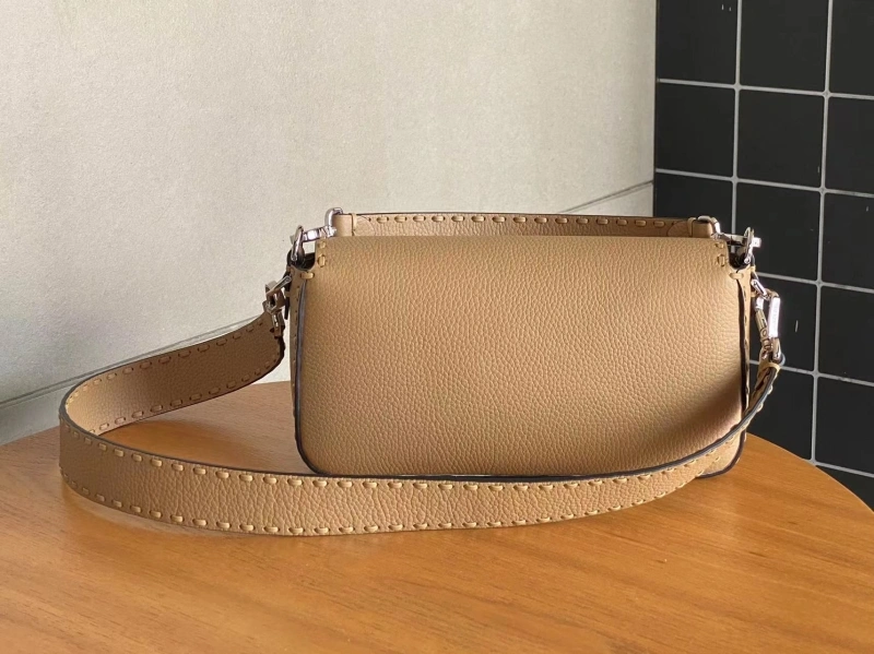 Fendi Baguette Bags 4222C-0442