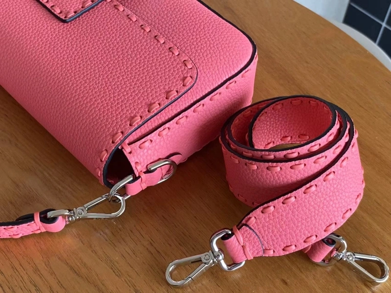 F**di baguette bags 4222c-0443