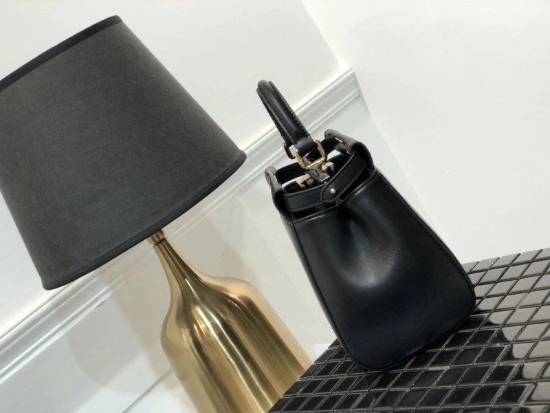 Fendi Top Handle Bags 4222C-0460