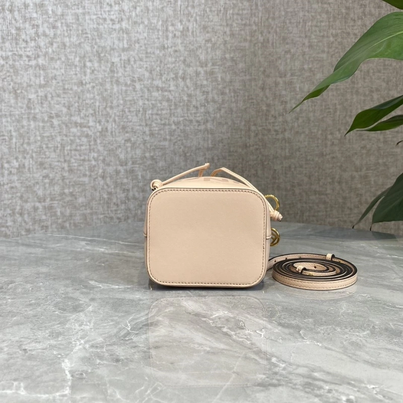 Fendi Bucket Bags 4222C-0478