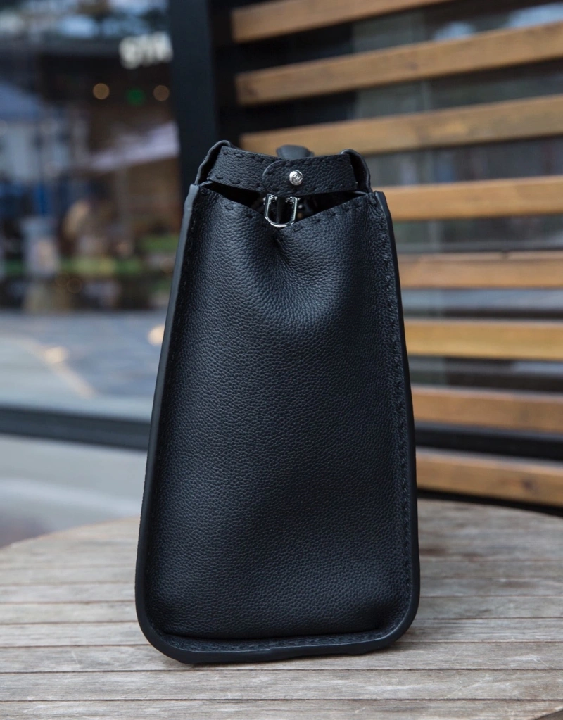 Fendi Shopping Bags 4222C-0496