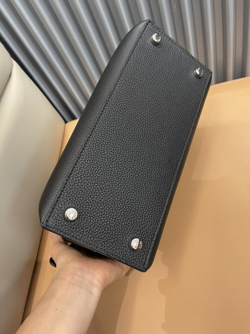 Fendi Top Handle Bags 4222C-0511