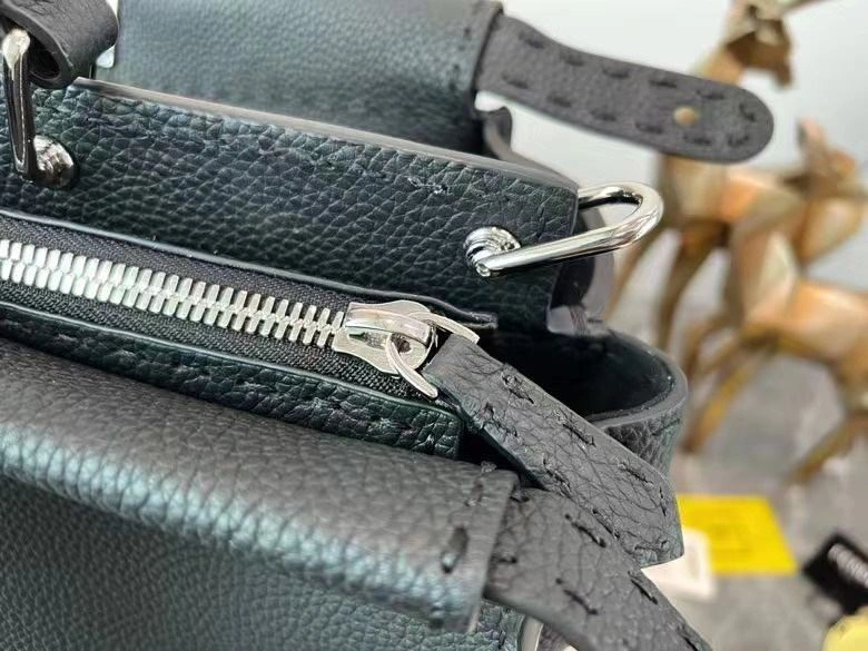 Fendi Shopping Bags 4222C-0523