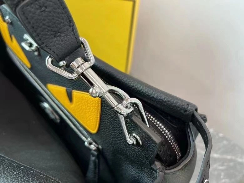 Fendi Shopping Bags 4222C-0523