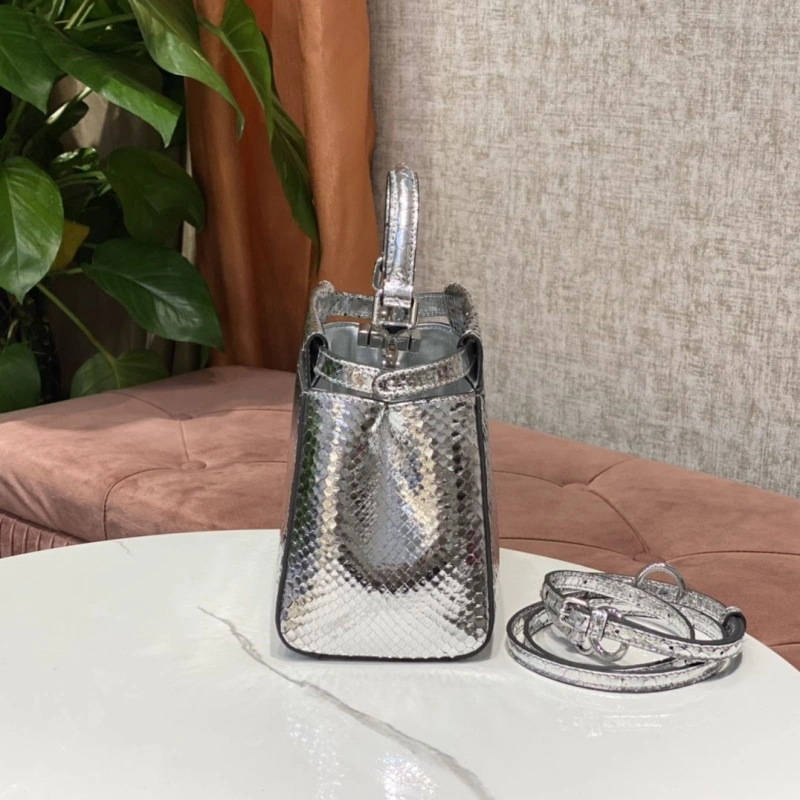 Fendi Top Handle Bags 4222C-0526