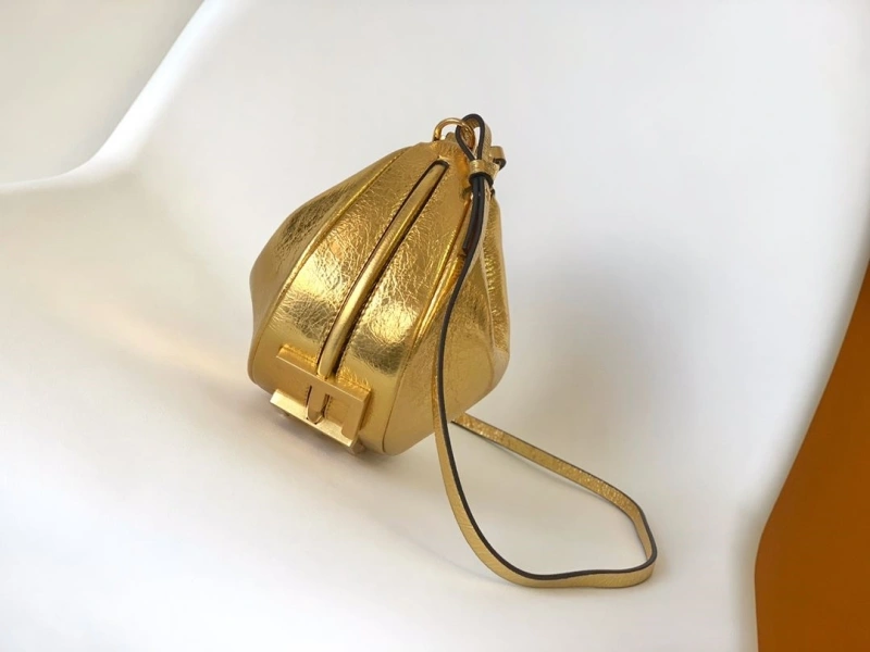 Fendi Top Handle Bags 4222C-0561