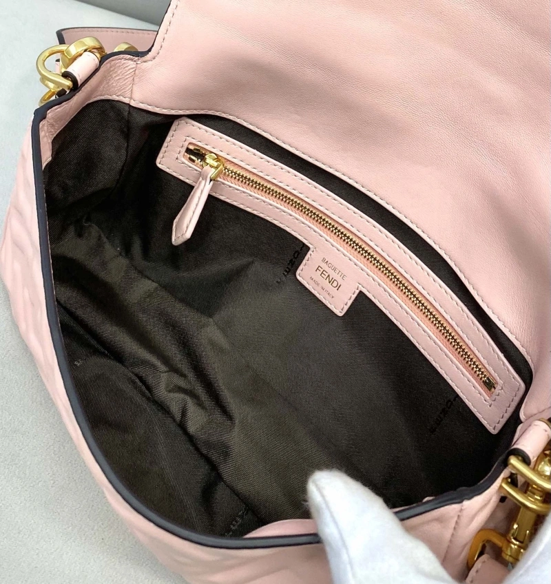 F**di baguette bags 4222c-0562