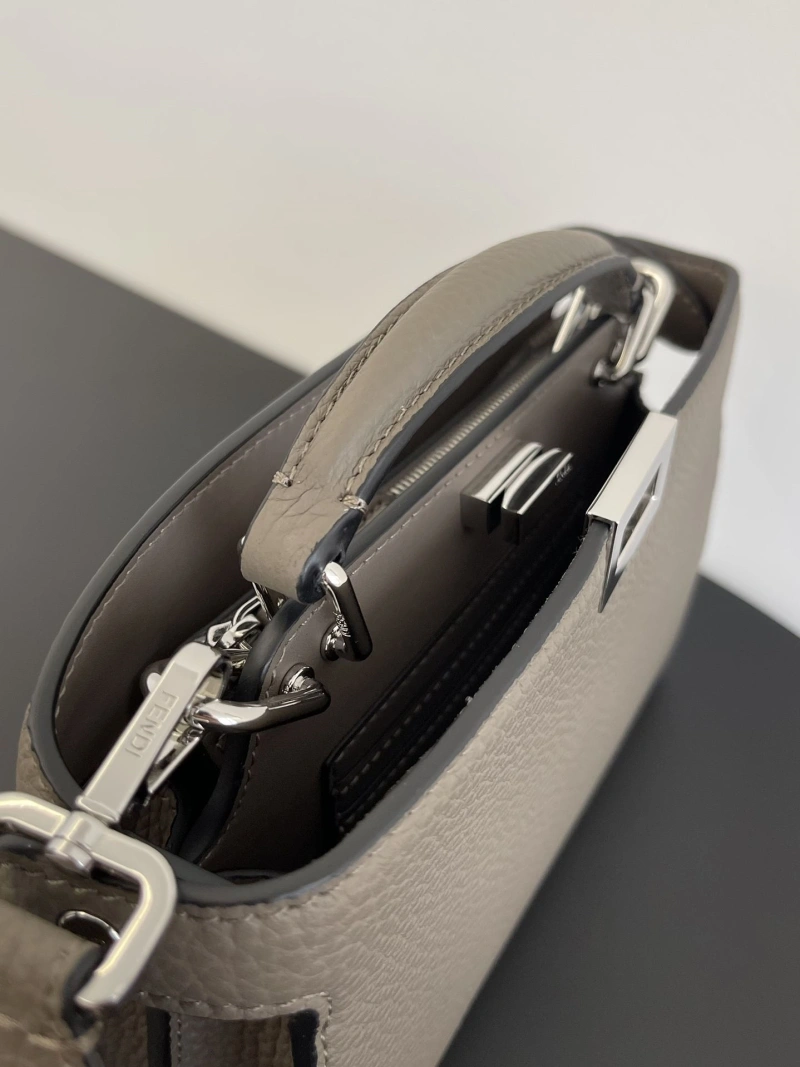 Fendi Top Handle Bags 4222C-0585