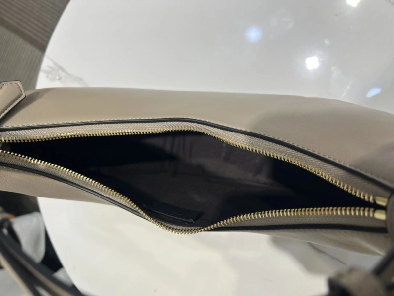 Fendi Top Handle Bags 4222C-0600