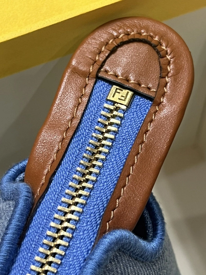 Fendi Top Handle Bags 4222C-0606