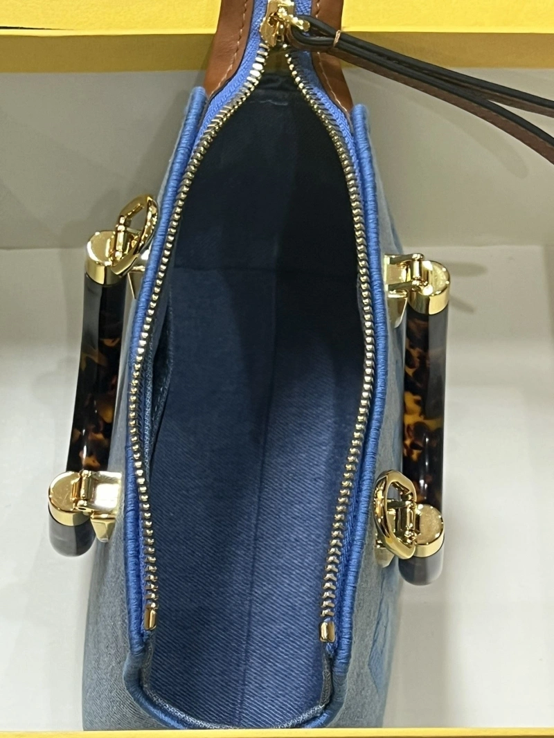 Fendi Top Handle Bags 4222C-0606