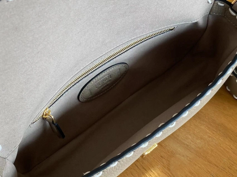 Fendi Baguette Bags 4222C-0608