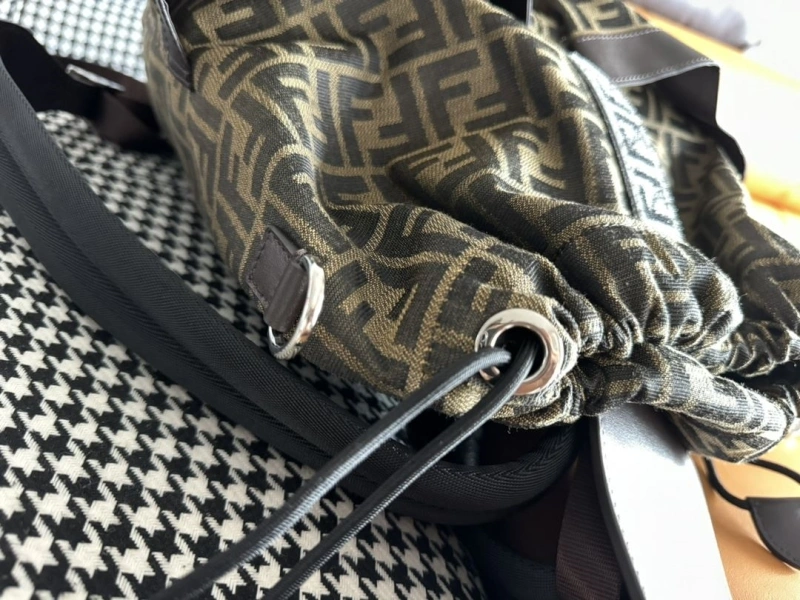 Fendi Backpacks 4222C-0622