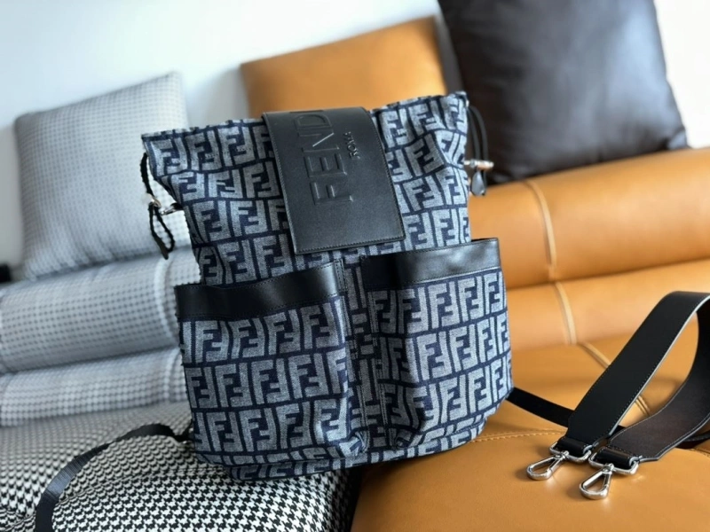 Fendi Backpacks 4222C-0623