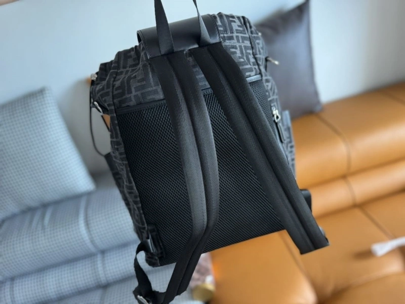 Fendi Backpacks 4222C-0624