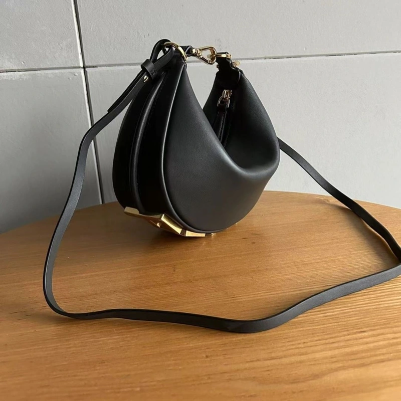 Fendi Top Handle Bags 4222C-0636