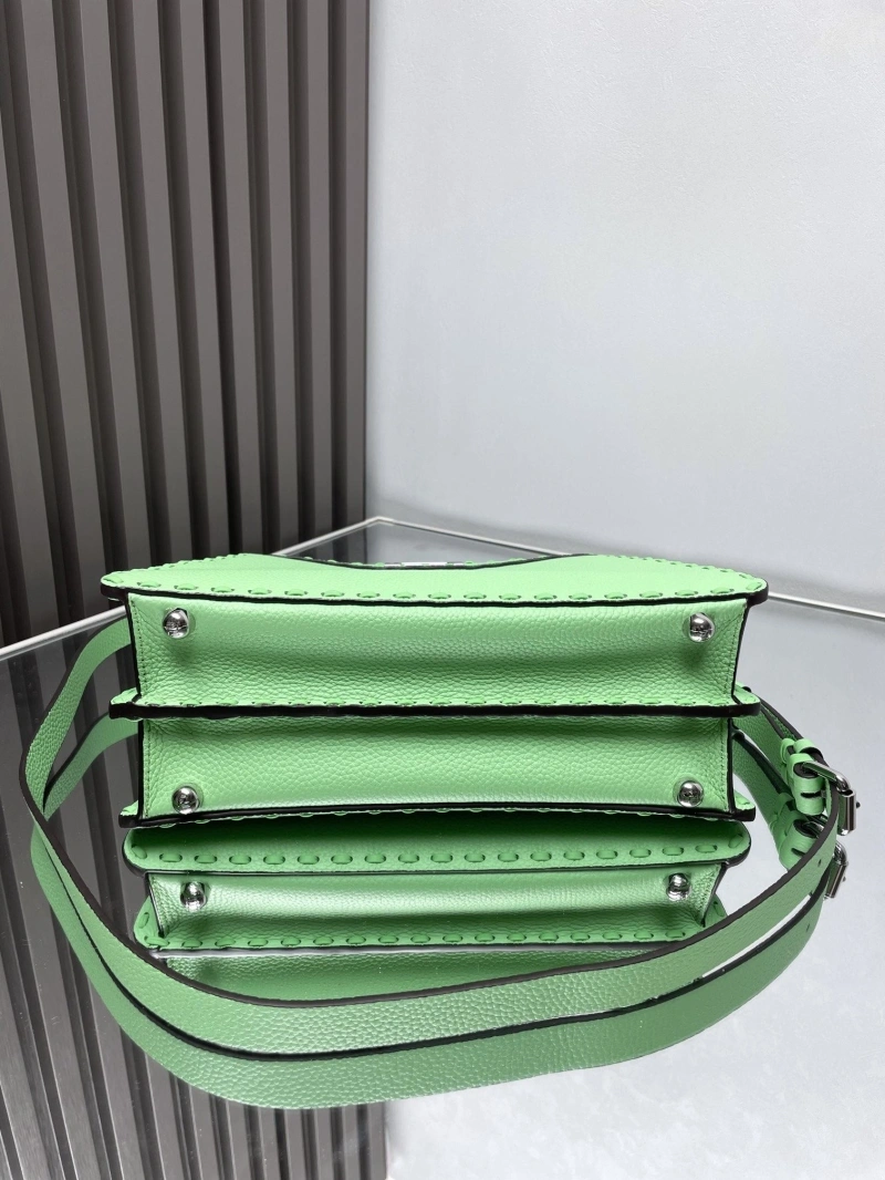 Fendi Top Handle Bags 4222C-0684