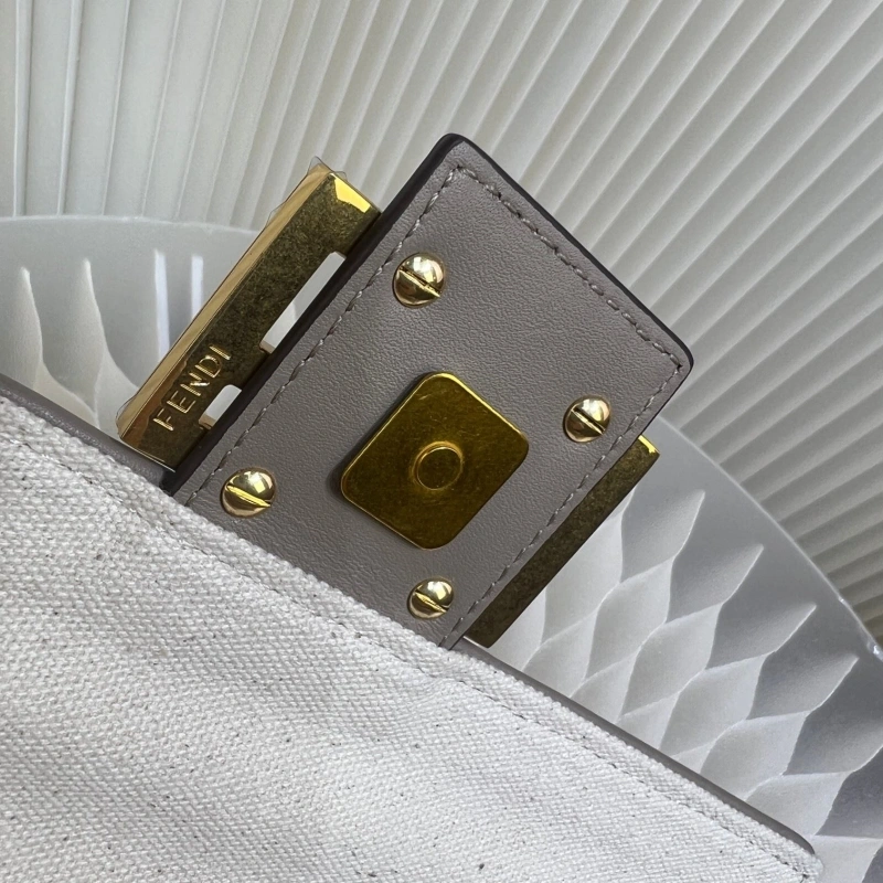 Fendi Baguette Bags 4222C-0705