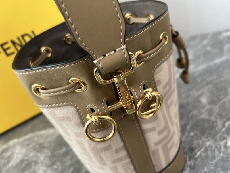 Fendi Bucket Bags 4222C-0709
