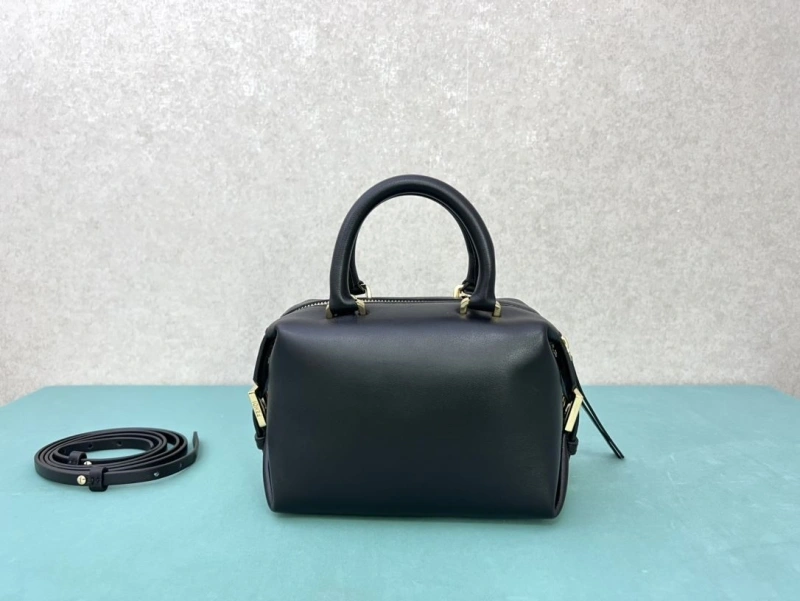 Fendi Top Handle Bags 4222C-0724