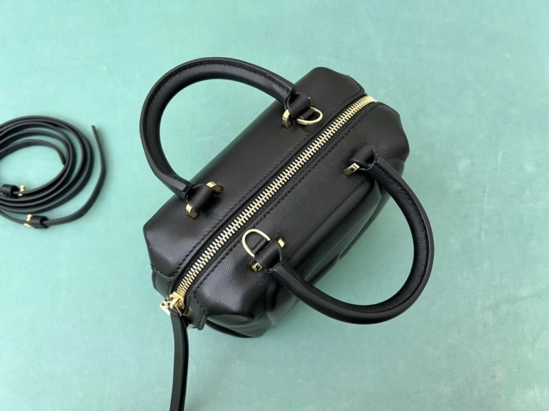 Fendi Top Handle Bags 4222C-0724