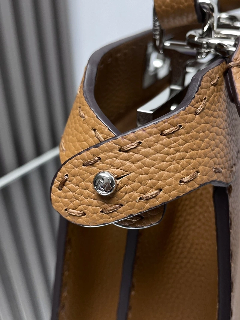 Fendi Top Handle Bags 4222C-0738