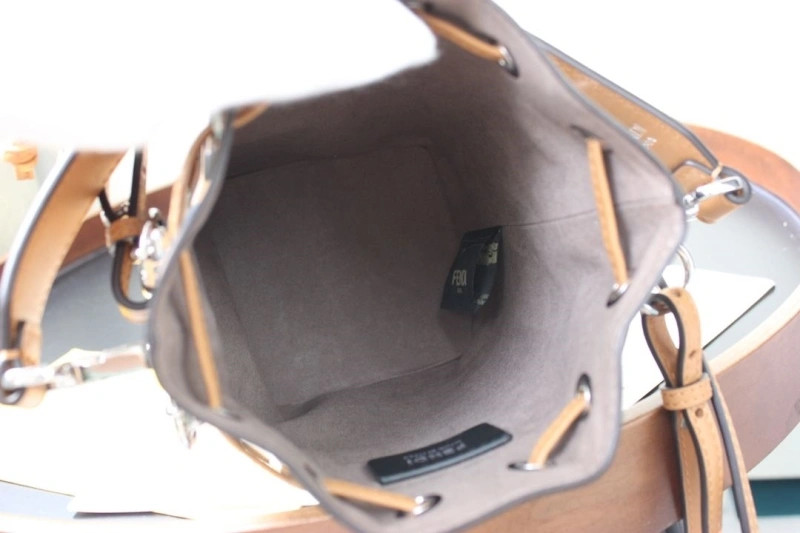 F**di bucket bags 4222c-0763