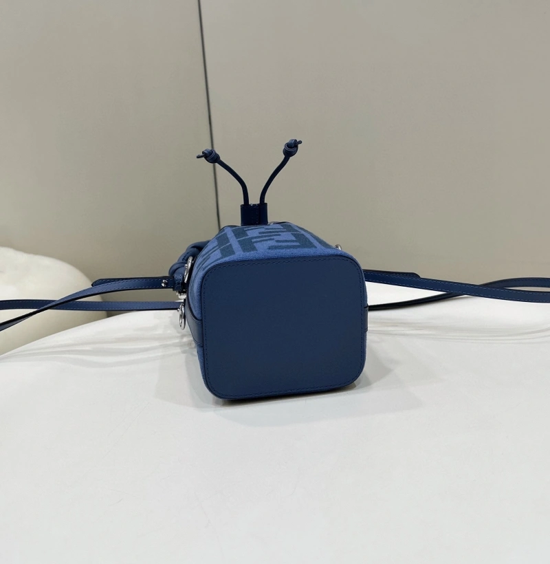 Fendi Bucket Bags 4222C-0806