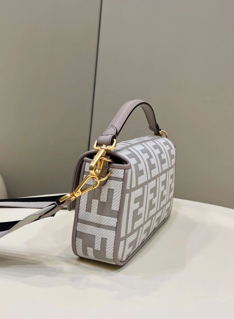 Fendi Baguette Bags 4222C-0817