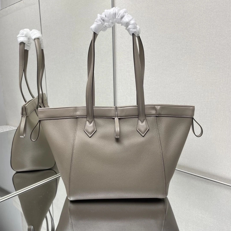 Fendi Shopping Bags 4222C-0821