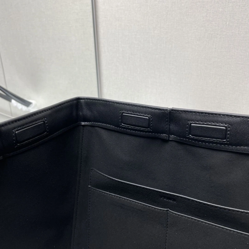 Fendi Shopping Bags 4222C-0822