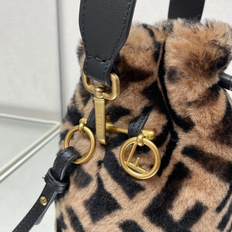 Fendi Bucket Bags 4222C-0825