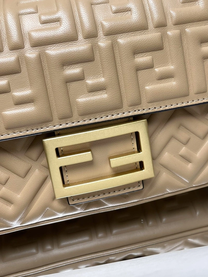 Fendi Baguette Bags 4222C-0830
