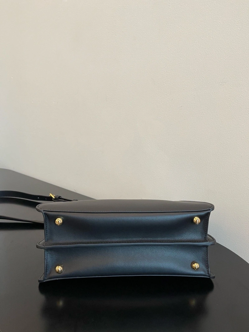 Fendi Top Handle Bags 4222C-0835