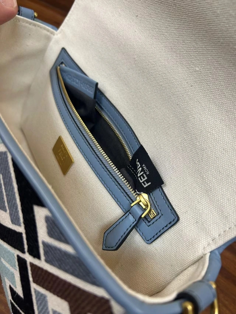 Fendi Baguette Bags 4222C-0848