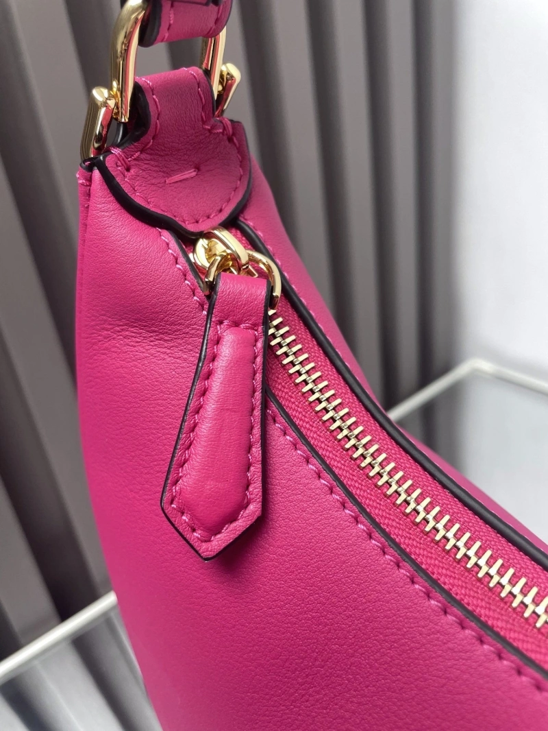 Fendi Top Handle Bags 4222C-0857