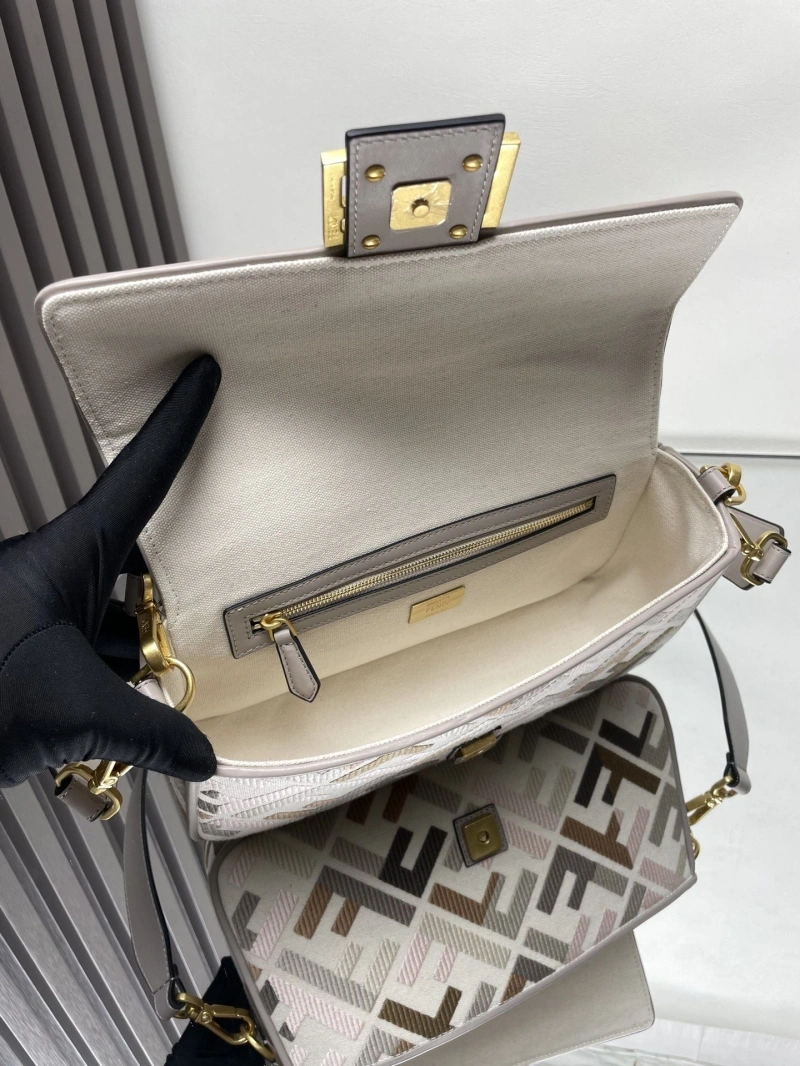 Fendi Baguette Bags 4222C-0864