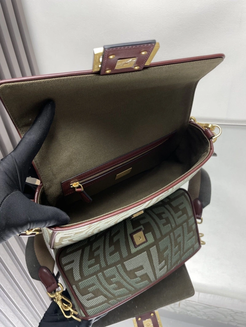 Fendi Baguette Bags 4222C-0865