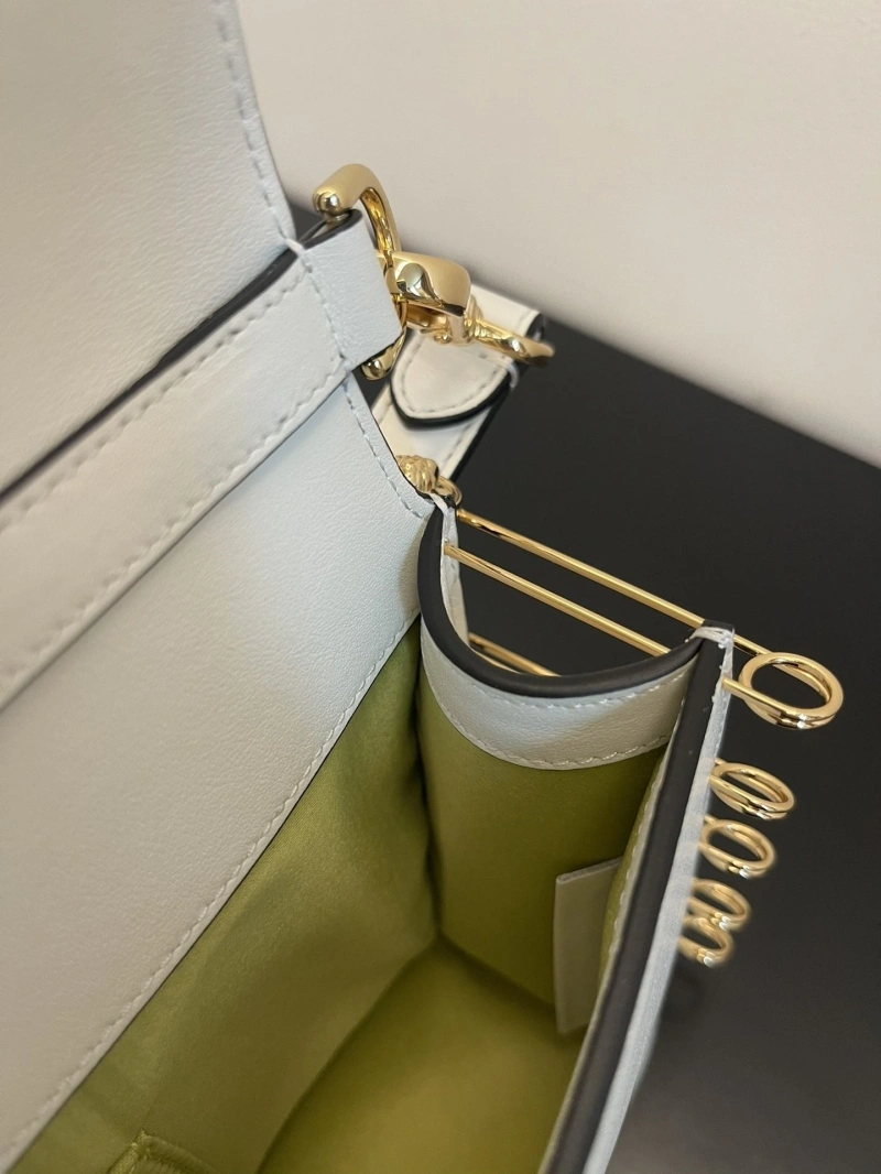 Fendi Baguette Bags 4222C-0884